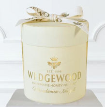 Load image into Gallery viewer, Macadamia Bon Bons - Small Hat Box Cream - LT
